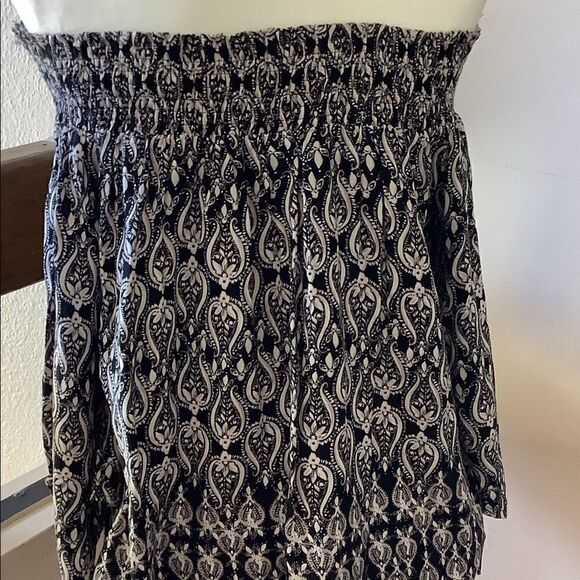 Ethereal Women’s off the shoulder blouse - Picture 8 of 10